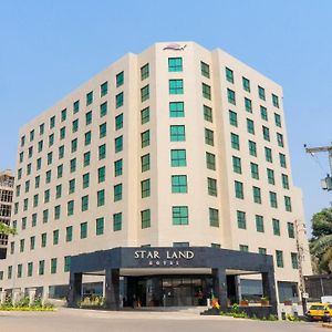 Star Land Hotel Bastos